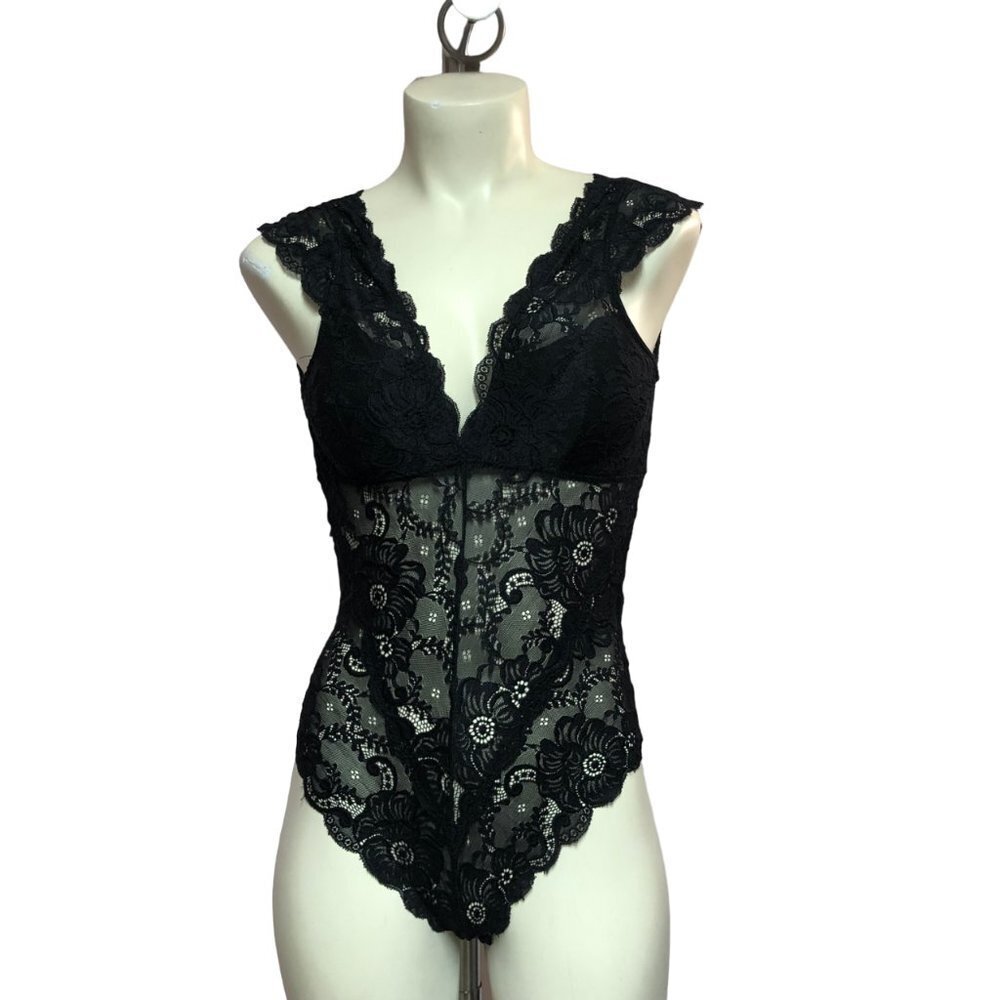 Sophie b. Black Lace Bodysuit Size Medium